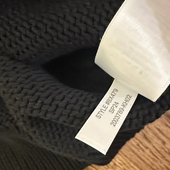 J. Crew Relaxed Pullover Crewneck Sweater black size M women’s - Picture 9 of 9